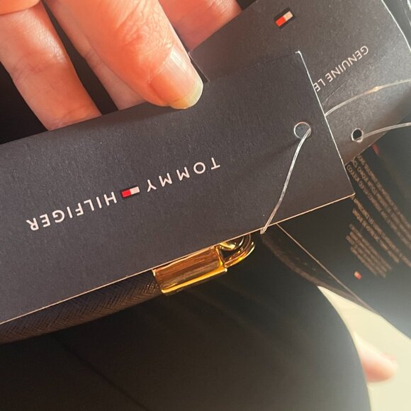 Tommy Hilfiger NWT Navy Blue Leather Tote Bag with Red and White Stripe Accents - Picture 5 of 14